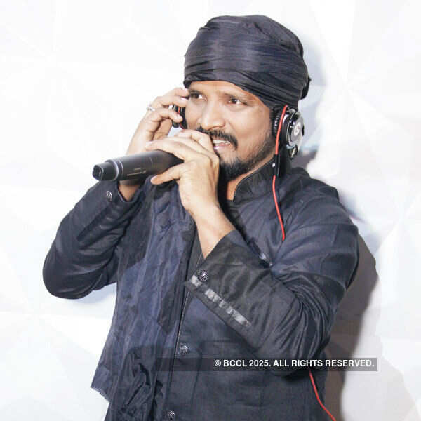 Shahid Mallya performs during Electro-Sufi concept night