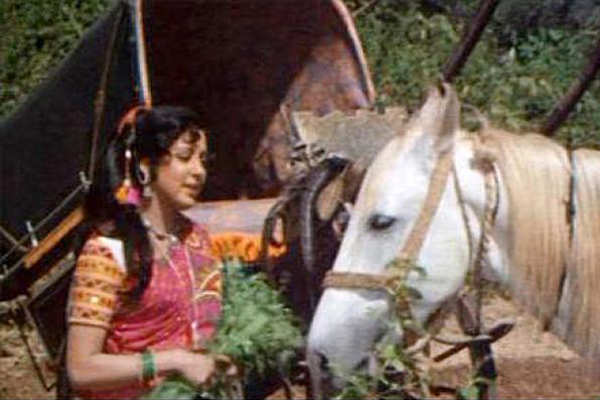 PK to Rampyari: Bollywood's unusual friendships