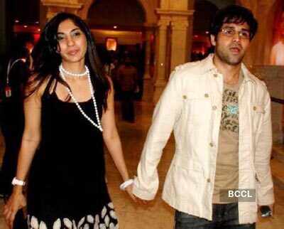Emraan Hashmi with wife, Parveen