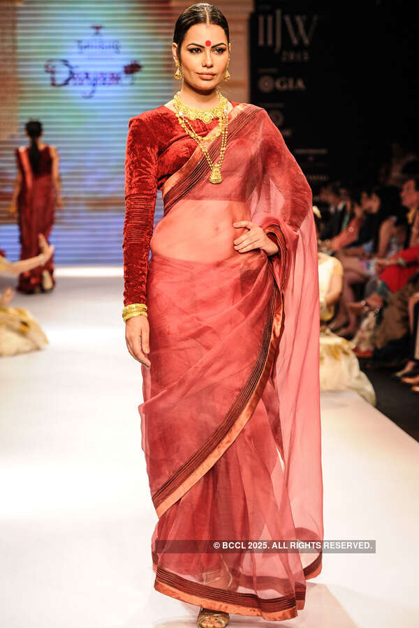 Srishti Rana showcases a creation