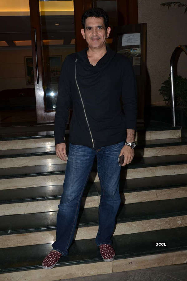 Celebs @ Manish Paul’s b’day party