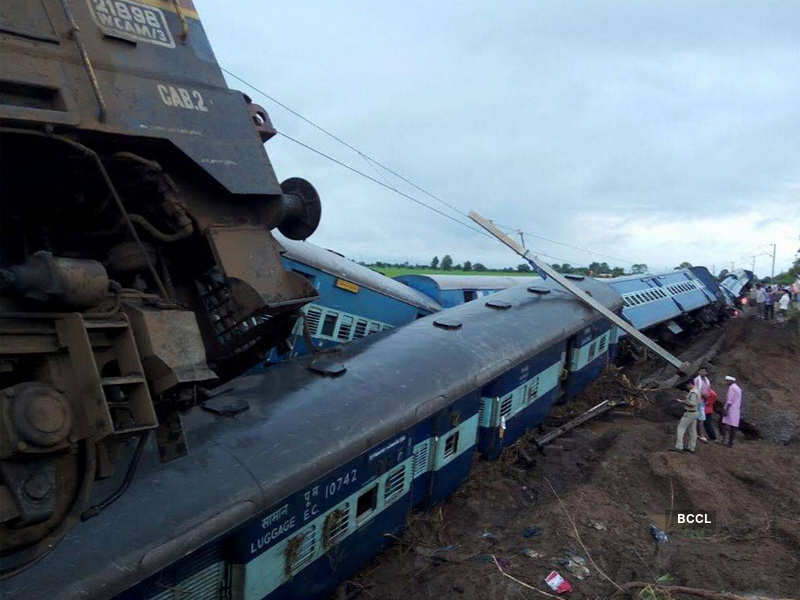 MP twin-train derailment