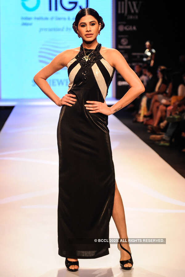 A model showcases a creation by IIGJ Jaipur