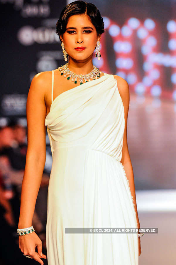 IIJW '15: Diosa