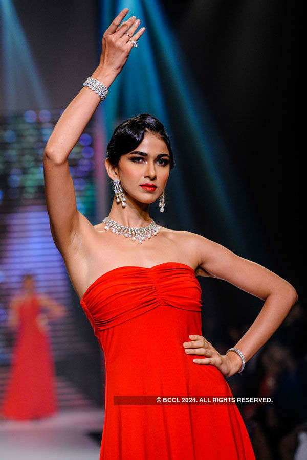 IIJW '15: Diosa