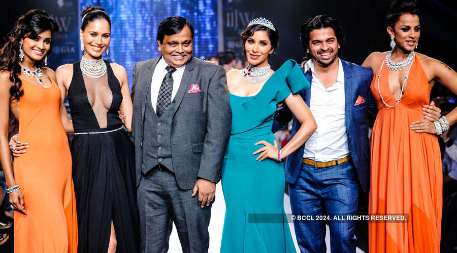 IIJW '15: Diosa