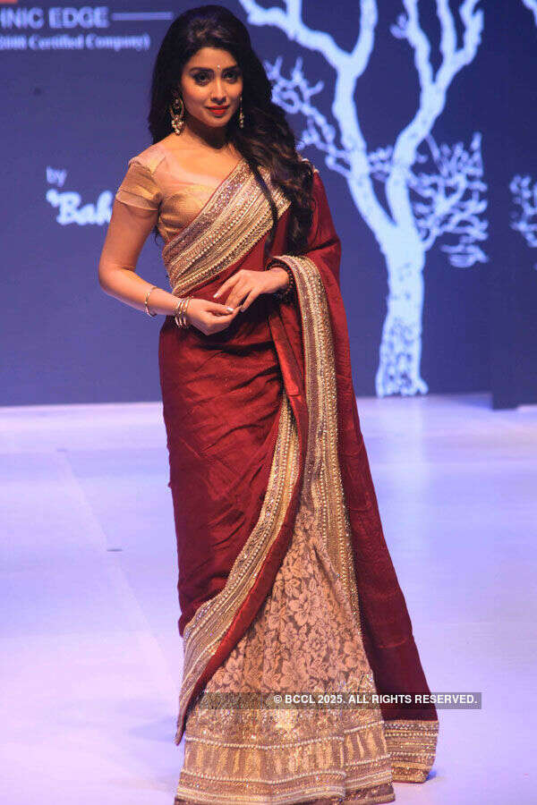 Shriya Saran walks for Indian Women