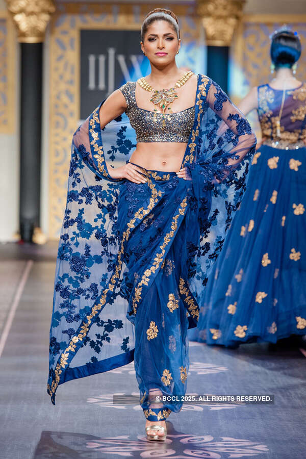 Parvathy Omanakuttan showcases a creation