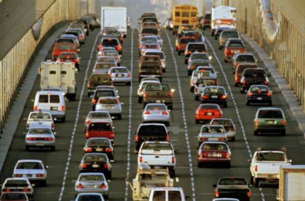 Commuters in San Francisco get delayed