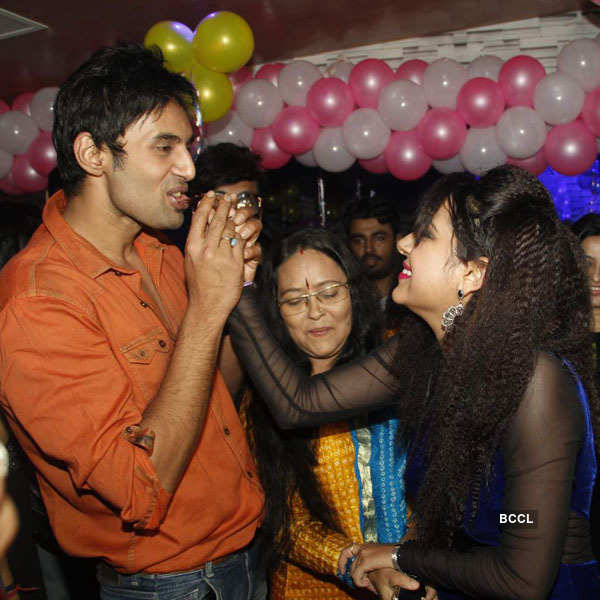 Pratyusha Banerjee's b'day party