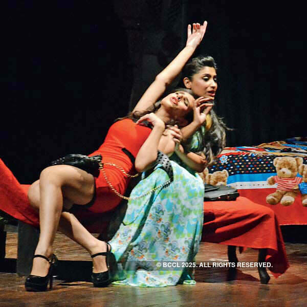 Artists perform a theatrical adaptation of Bollywood film Hamari Adhuri Kahani