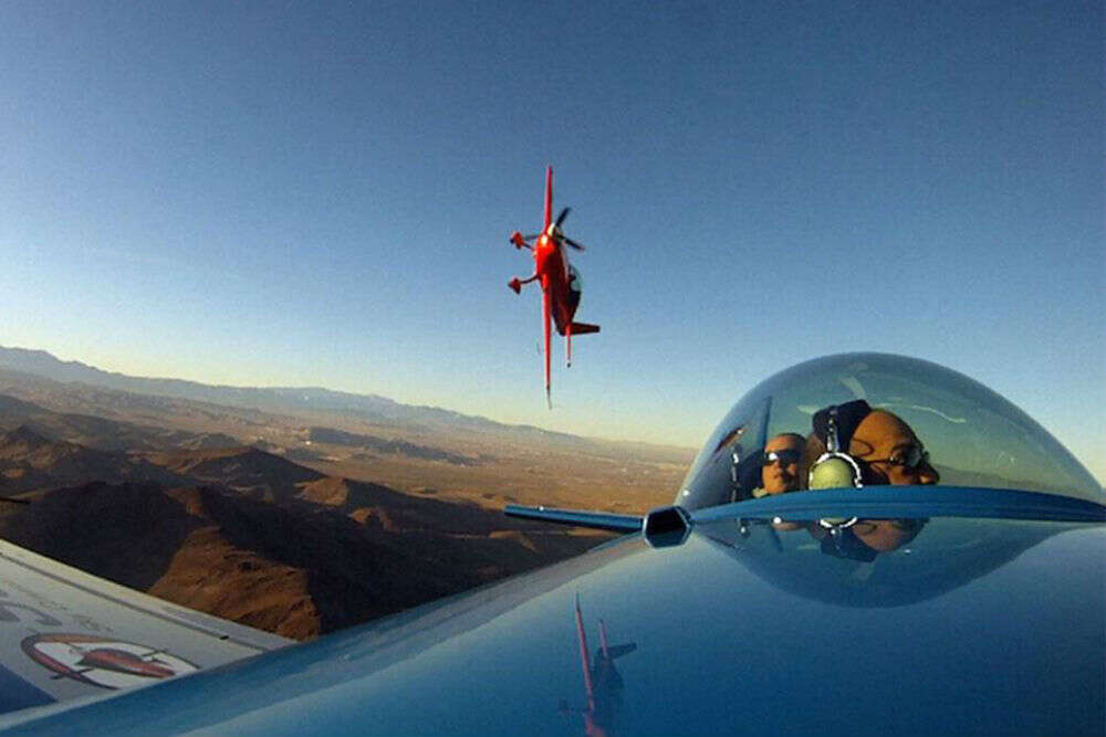 aerobatic-plane