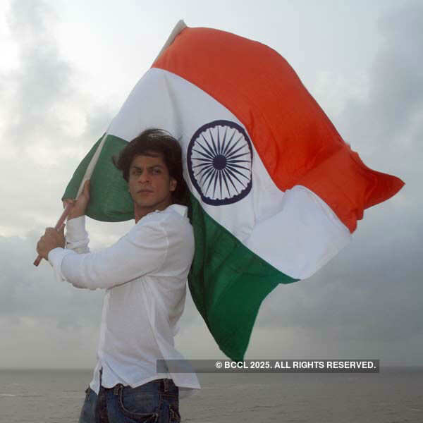 Bollywood superstar, Shah Rukh Khan strikes a patriotic look