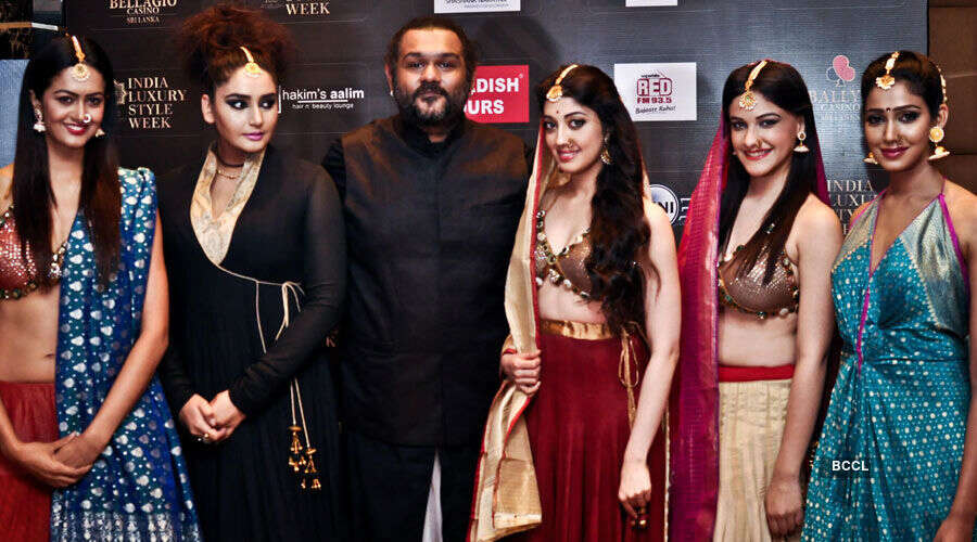 Shubra Aiyappa, Ragini Dwivedi