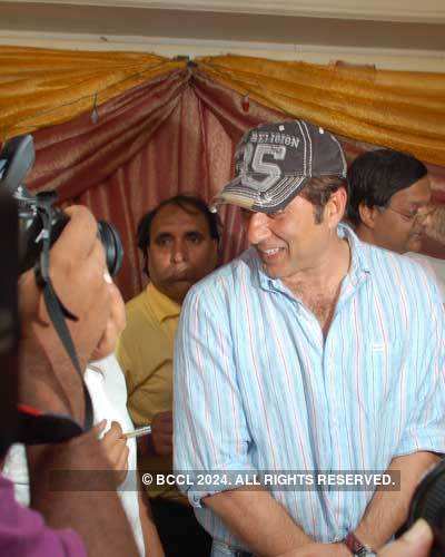 Sunny Deol's press conf.