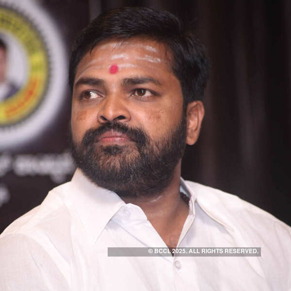 Dayanand Matapathi at the press meet of Mungarina Sanje