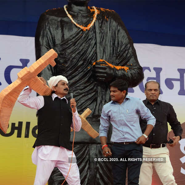 Patidar Anamat Andolan Samiti leader Hardik Patel