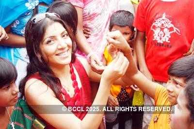 Locket celebrates 'Rakhi'