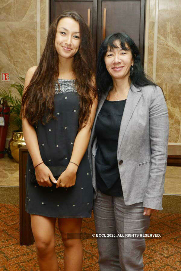 Lola and Meikwei attend the welcoming party