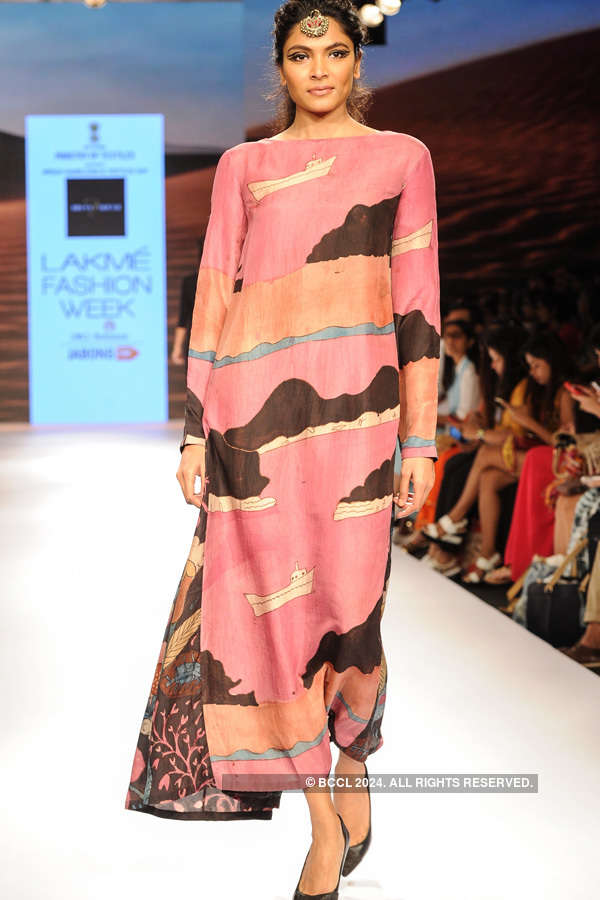 LFW '15: Day 3: Divya Sheth