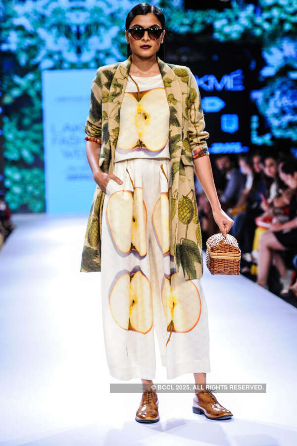Hemangi Pate showcases a creation