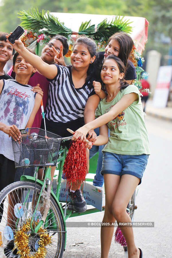 Participants take selfie during Raahgiri Day celebrations
