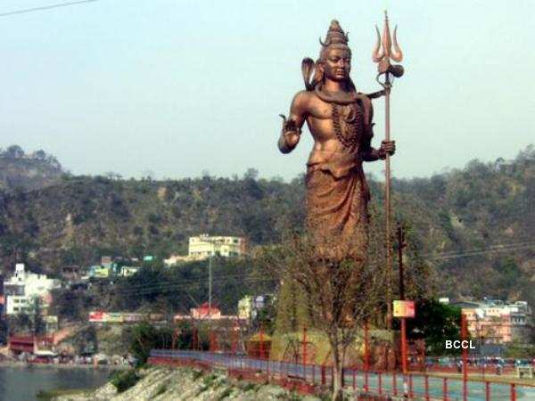 Lord Shiva's statue in Har ki Pauri is 100 feet tall