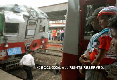 Train collision in Mumbai