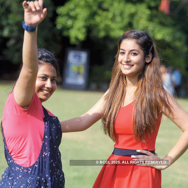 Nikita and Sumedha during the Clean & Clear Delhi Times Fresh Face 2015 auditions