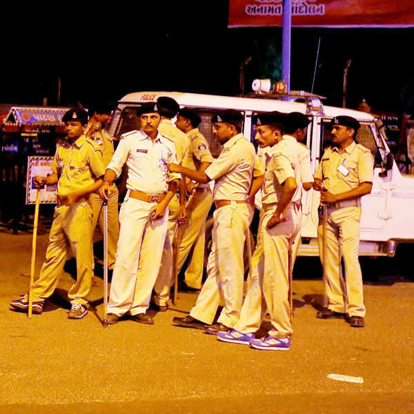 Hardik Patel booked for 'kill cops' remarks