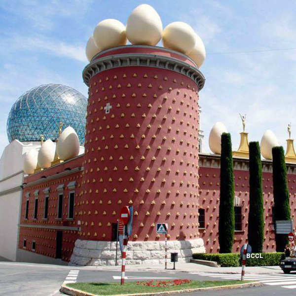 Most Unusual Buildings On Earth