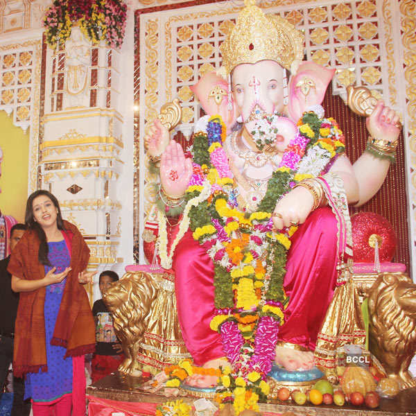 Celebs at Ganpati Visarjan