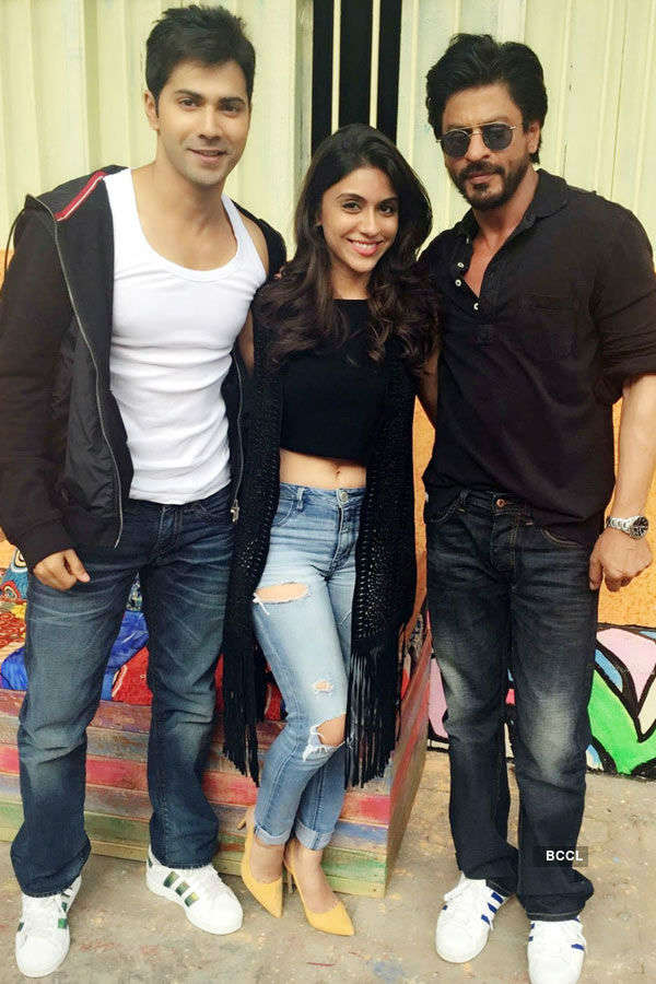Zoa meets Dilwale team