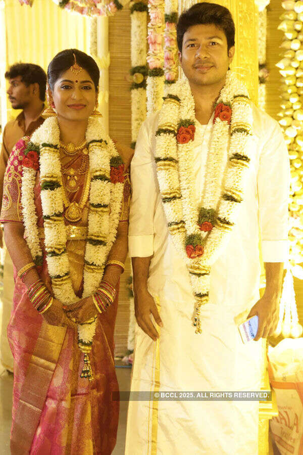 Vijayalakshmi and Feroz pose