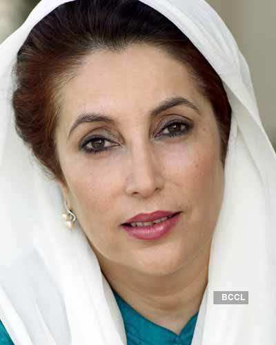 'Benazir, Imran had an affair'