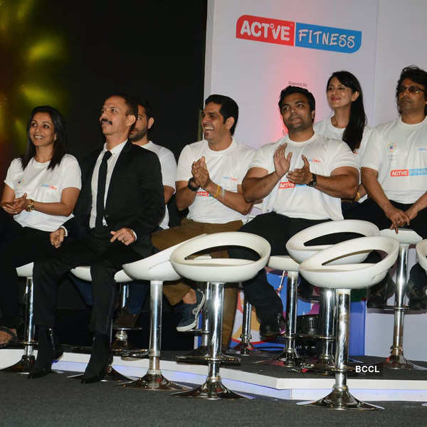 Salman at Suniel’s fitness channel launch