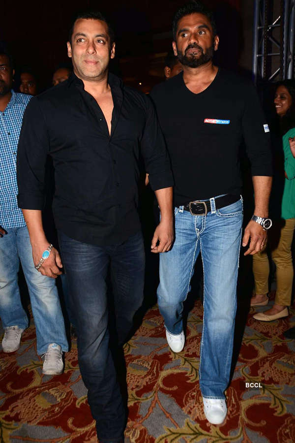 Salman at Suniel’s fitness channel launch