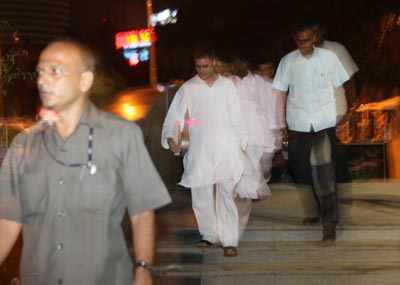 Rahul boards Metro to avoid jams