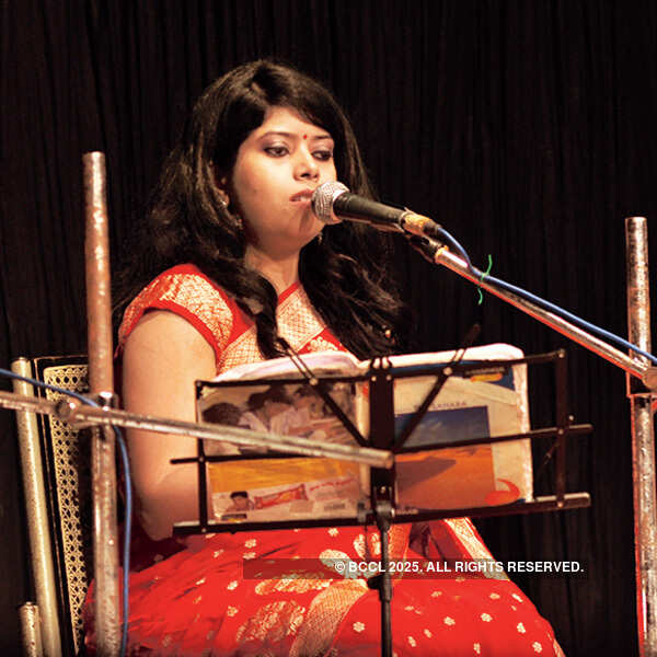 Deepabali Dutta during Nari Rupen O Sangachita