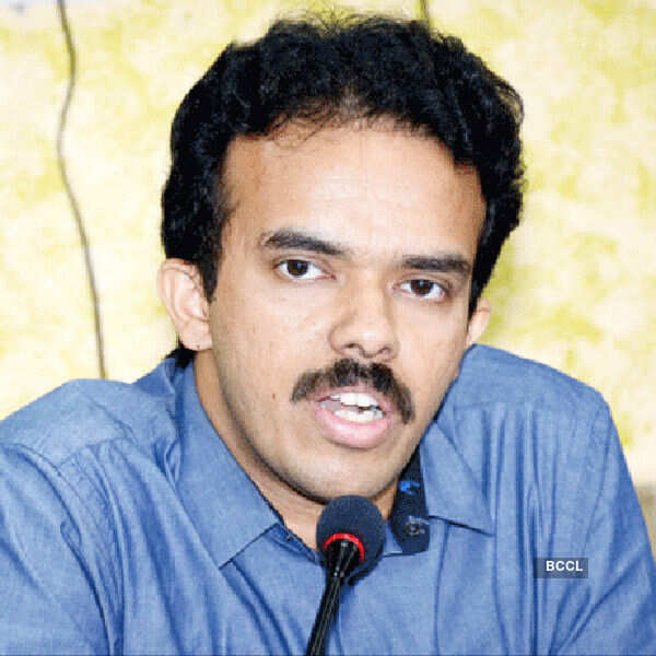 ​Additional Chief Electoral Officer R. Lakshamanan