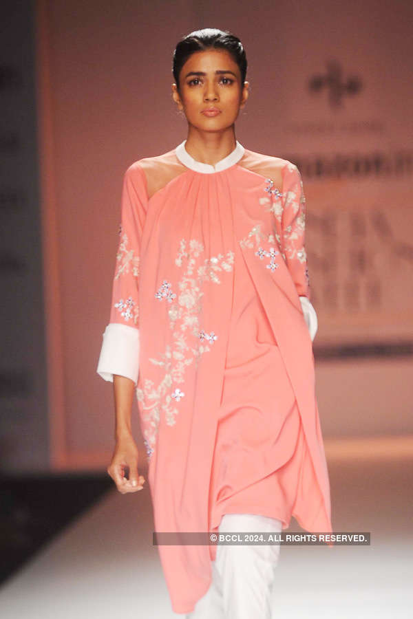 AIFW SS '16: Day 1: Vineet Bahl