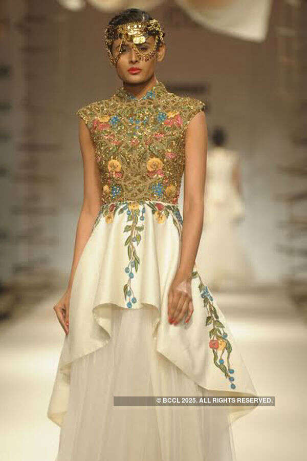 AIFW SS '16: Day 2: Samant Chauhan