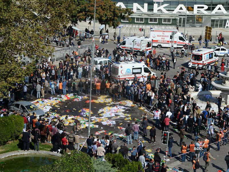 Blasts hit rally in Turkish capital