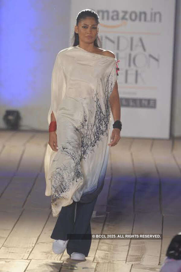 AIFW SS '16: Day 3: AnaMika