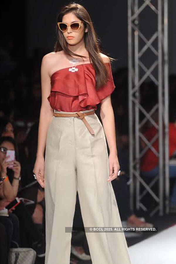 AIFW SS '16: Day 4: Suman B