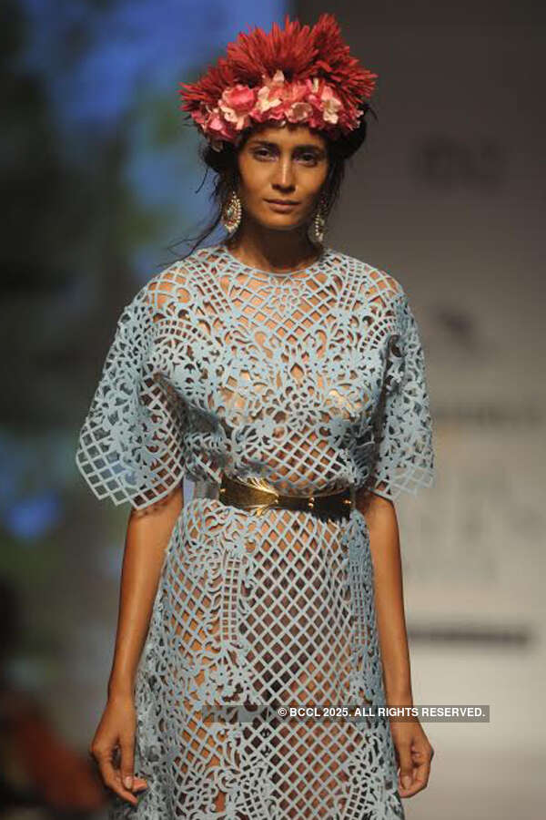 AIFW SS '16: Day 4: Paras & Shalini