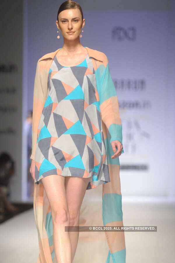 AIFW SS '16: Day 5: Debarun