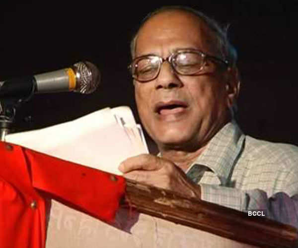 Writers return Sahitya Akademi award