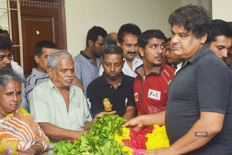 Celebs pay tribute to Manorama