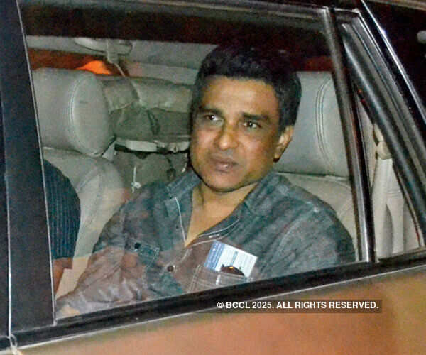 Cricketers get a warm welcome